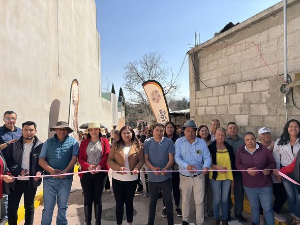 El día de hoy se llevó a cabo la inauguración de l (#240)