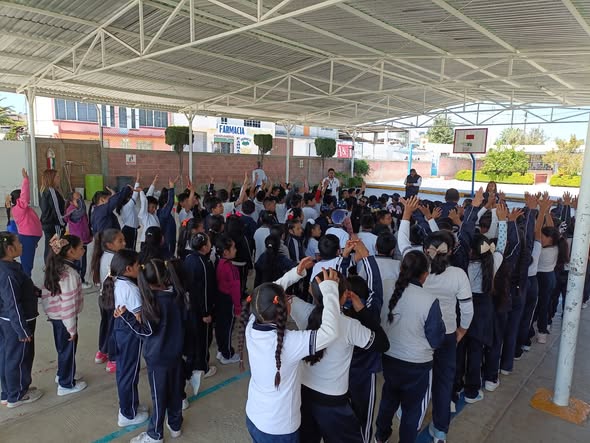 En la Primaria Miguel Hidalgo de San Miguel Tiangu (#390)
